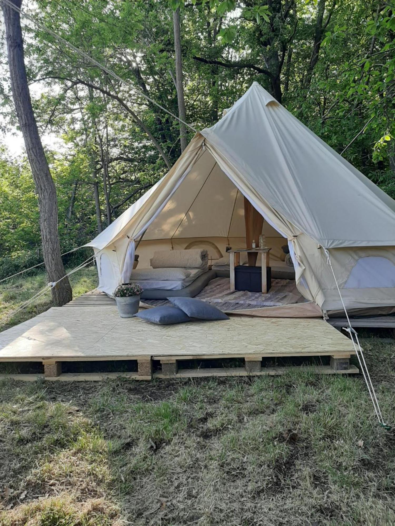 Rifugio Manfre Bivouac Tent Belpasso Exteriér fotografie